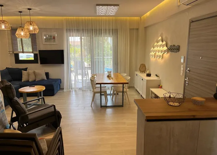 Nikiti Heart Luxury Villa